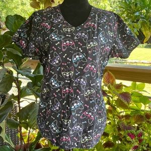 Zoe+Chloe Dogs in shades scrub top